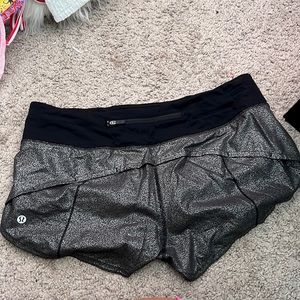 Lululemon speed up short 2.5”